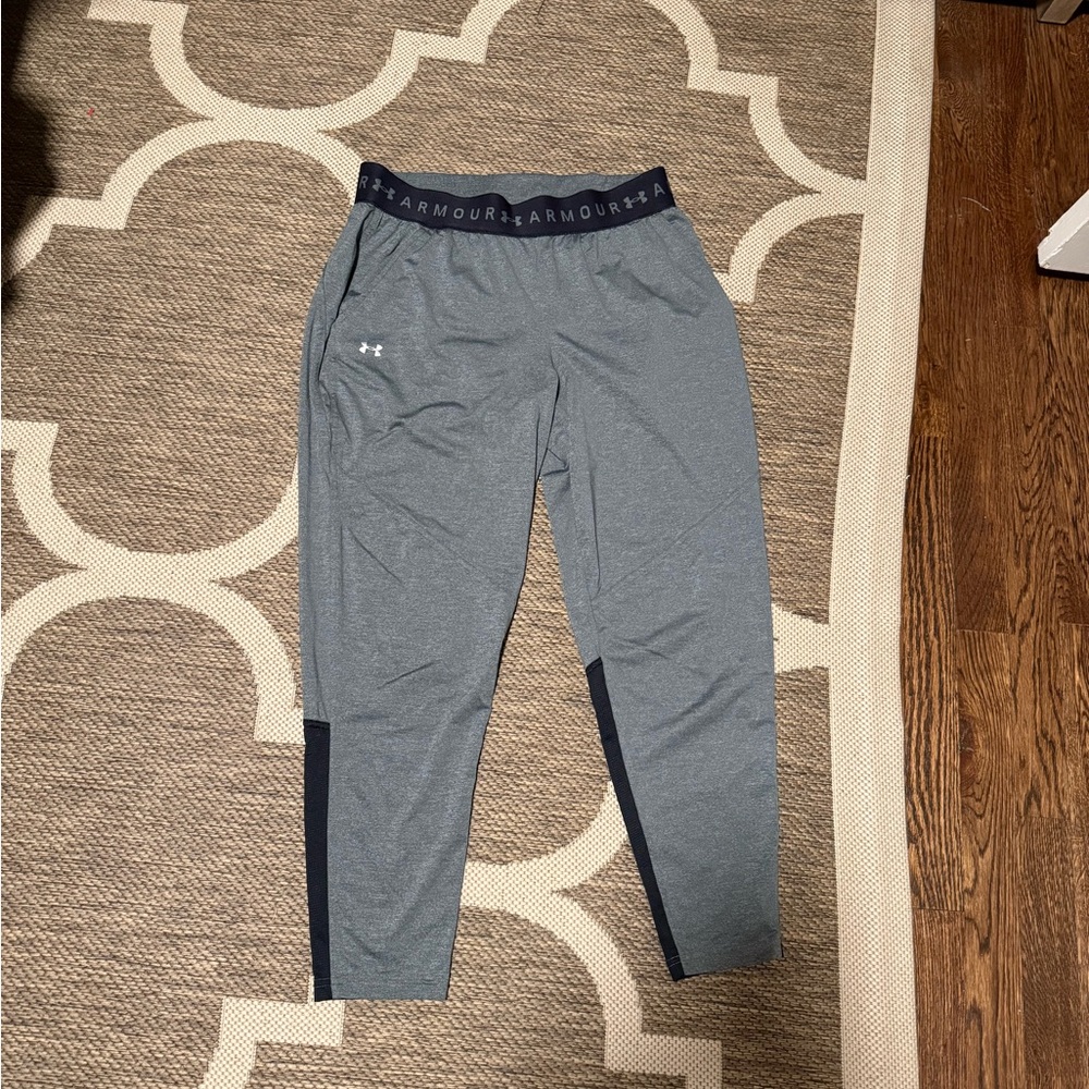 Under Armour Heather Gray Athletic Pants